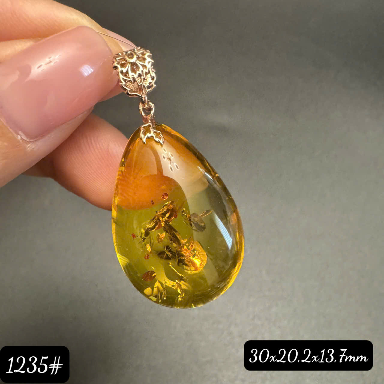 Mặt dây nở hoa 1235