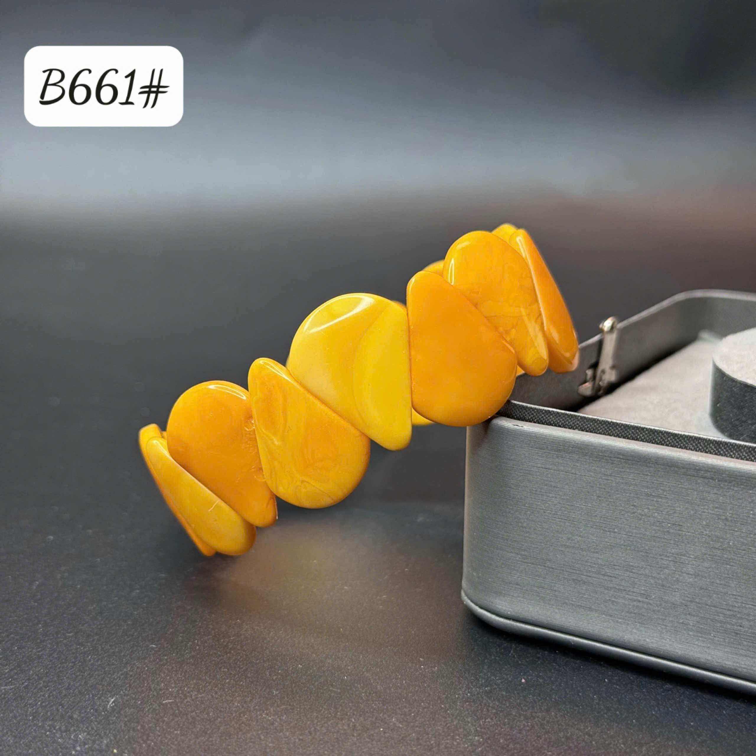 Lắc tay bản lạp B661