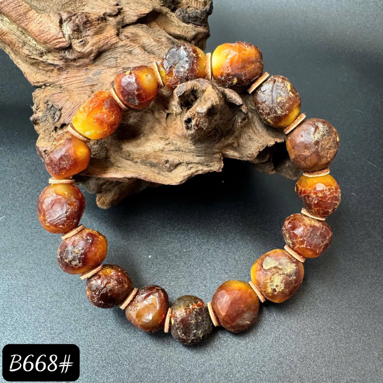 Lắc tay huyết thô B668