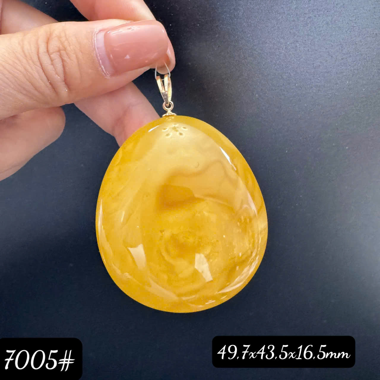 Mặt dây màu mật 7005