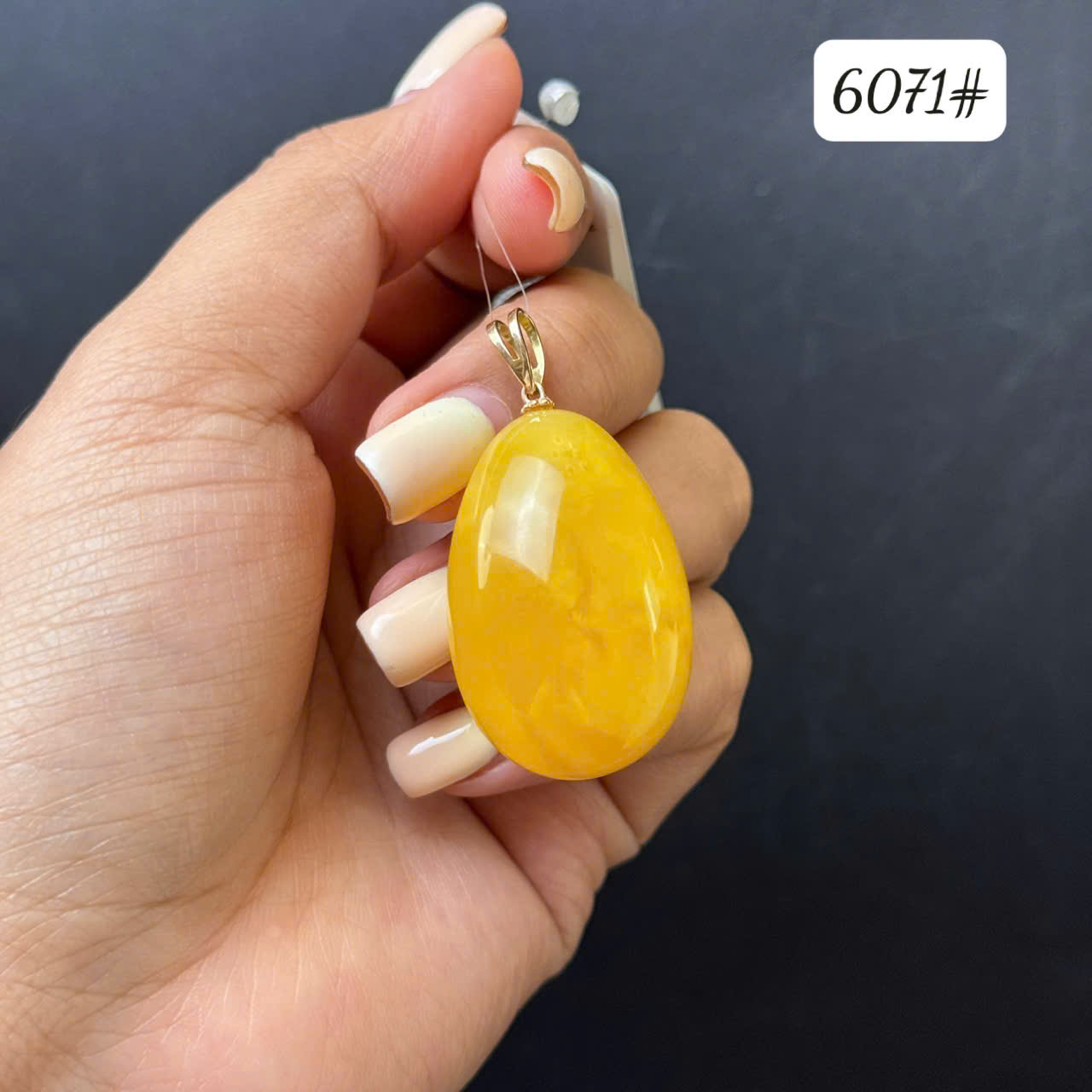 Mặt dây mật sữa 6071