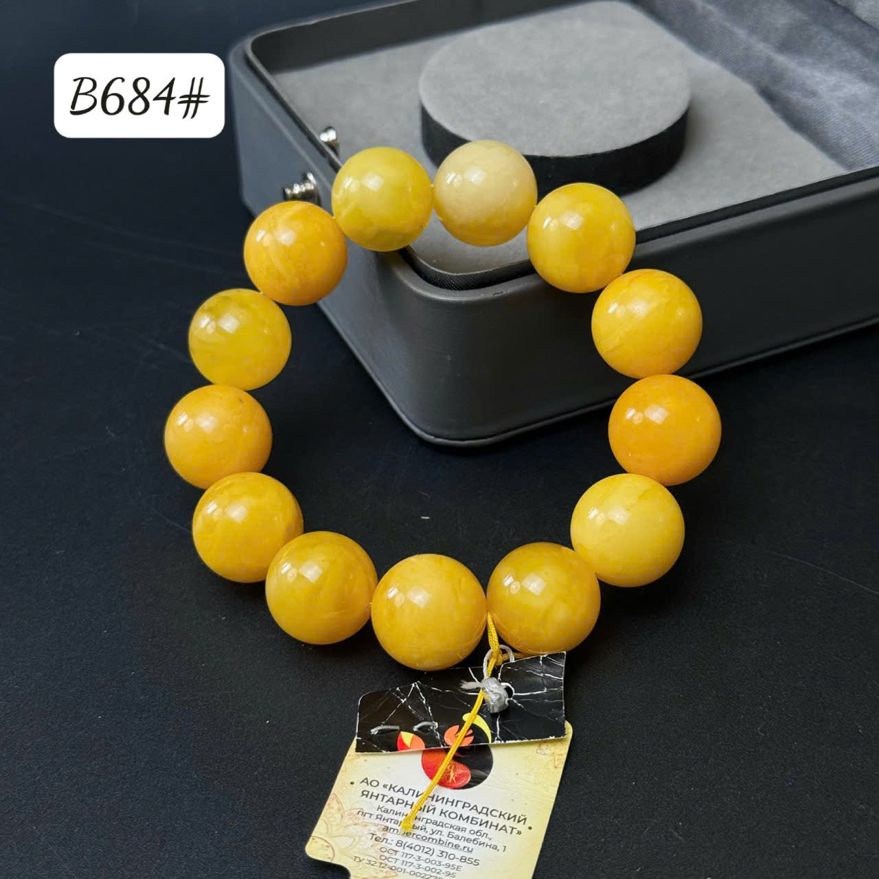 Lắc tay mật đậm B684