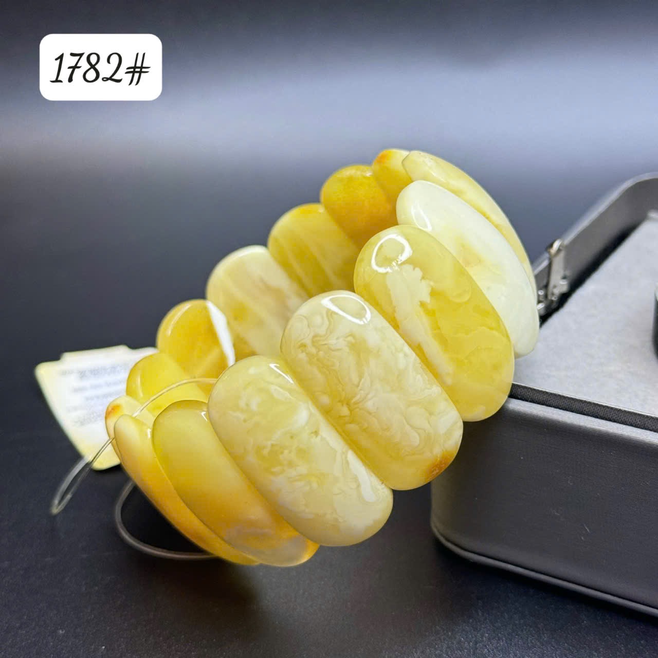 Lắc tay bản hoàng gia 1782