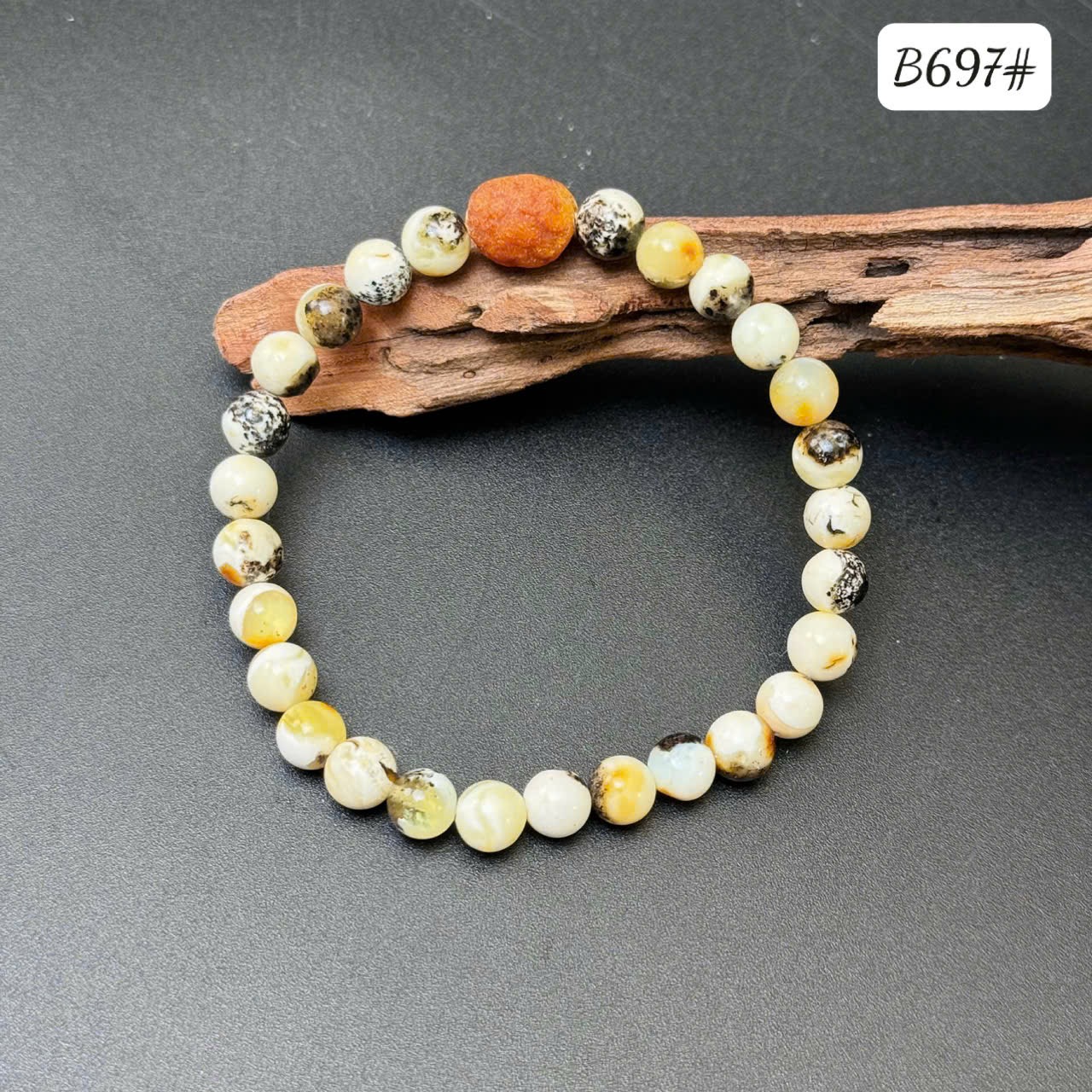 Lắc tay mộc bạch B697