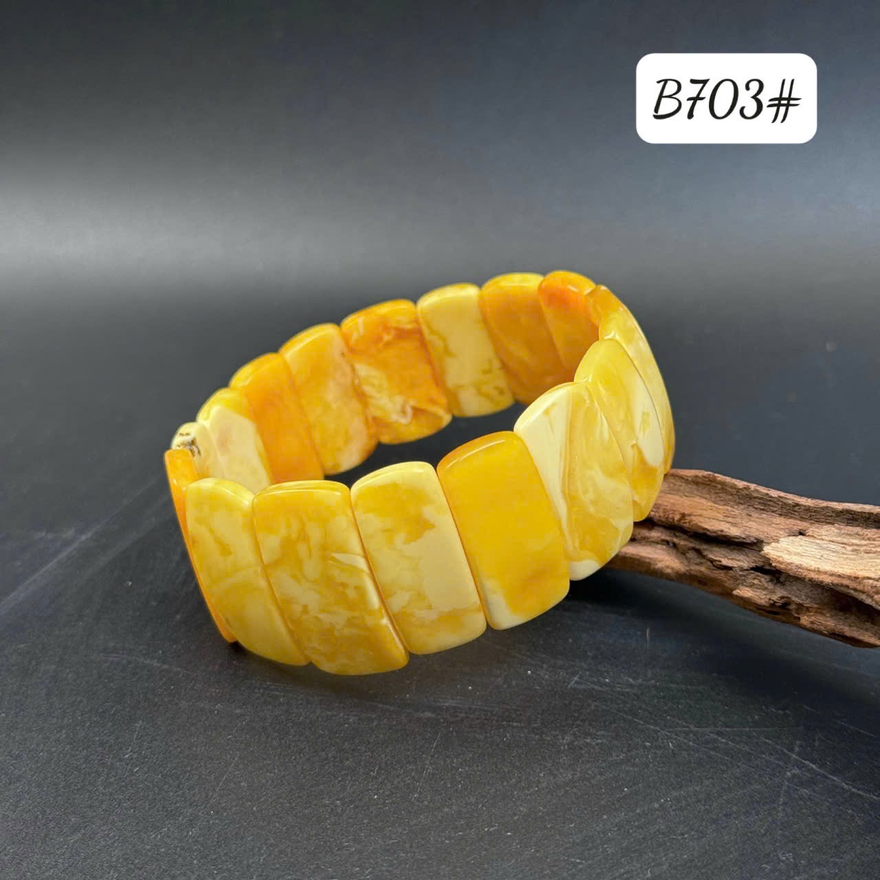 Lắc tay bản mật lạp B703