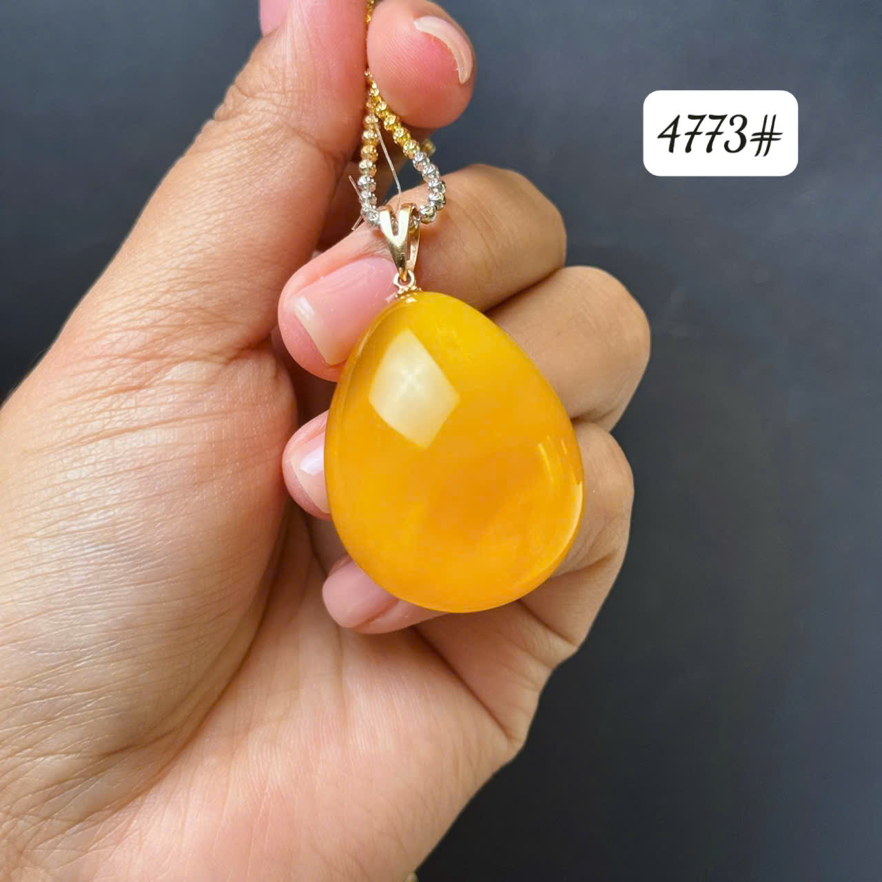 Mặt dây dáng giọt mật 4773