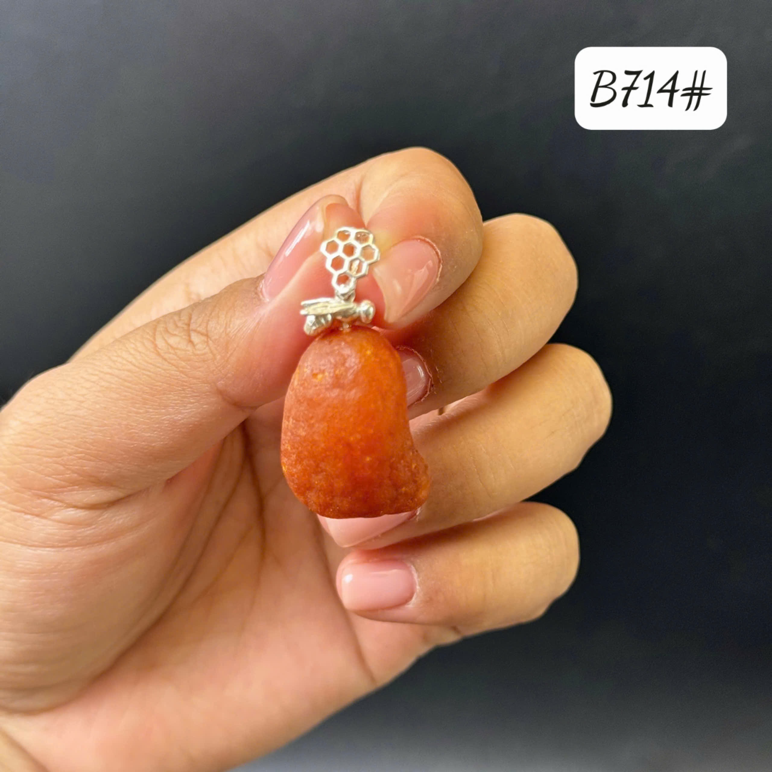 Mặt giọt nhỏ xinh B714