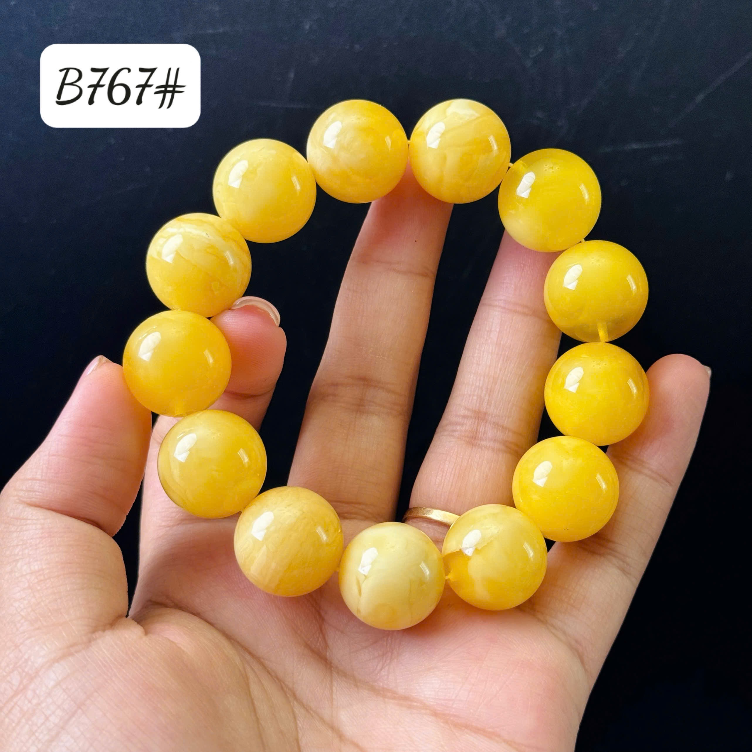 Lắc tay hoàng gia B767