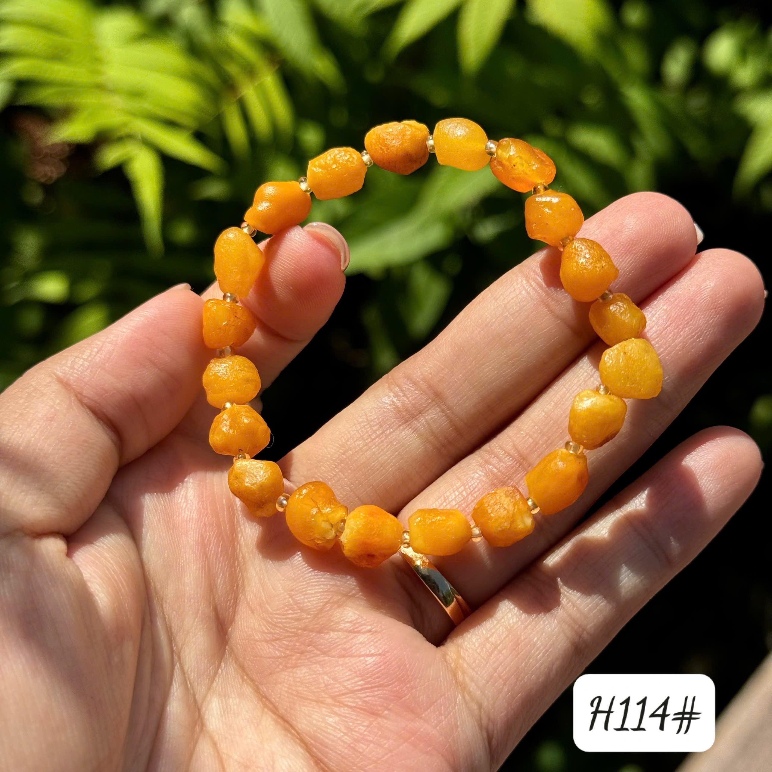 Lắc tay giọt H114