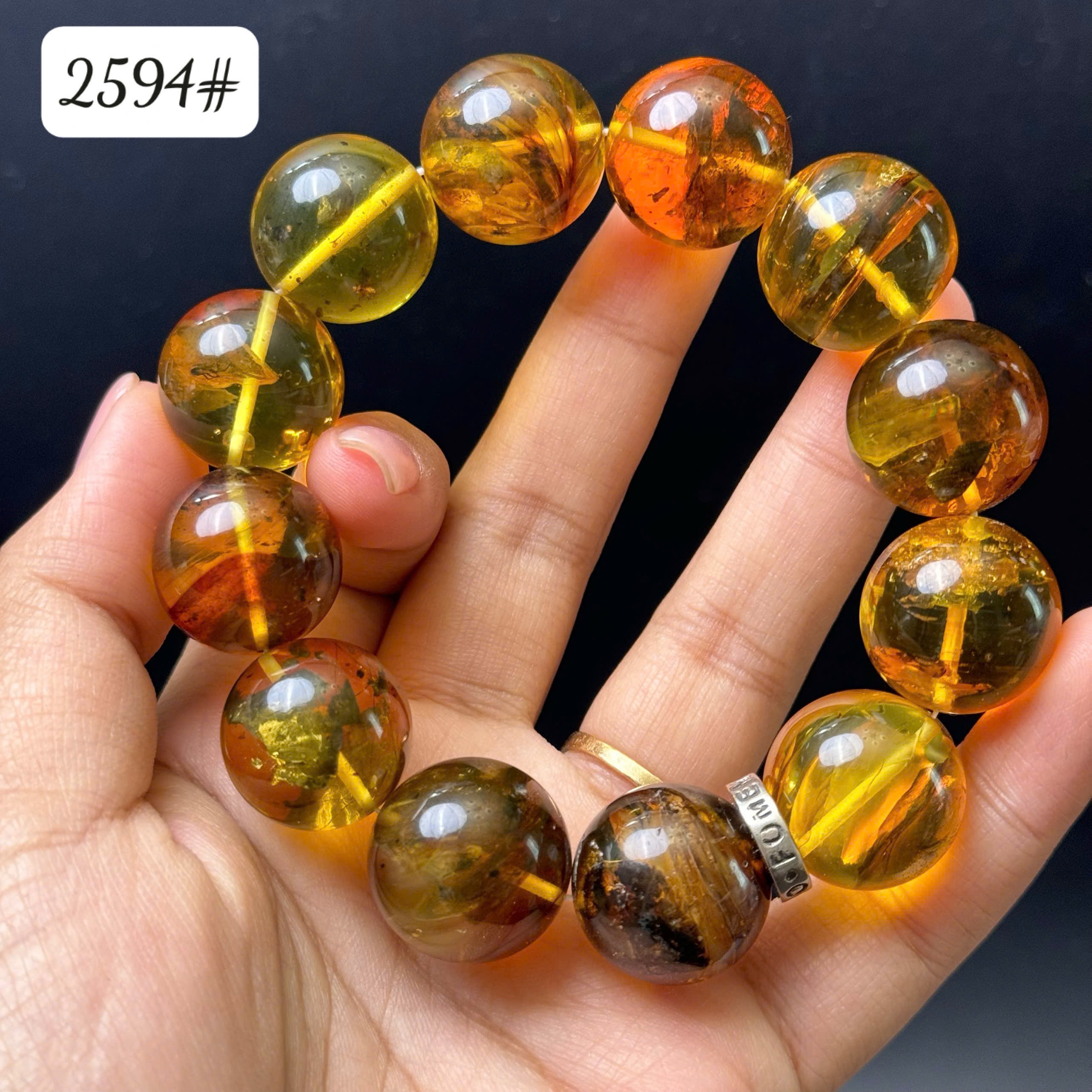 Lắc tay côn trùng 2594