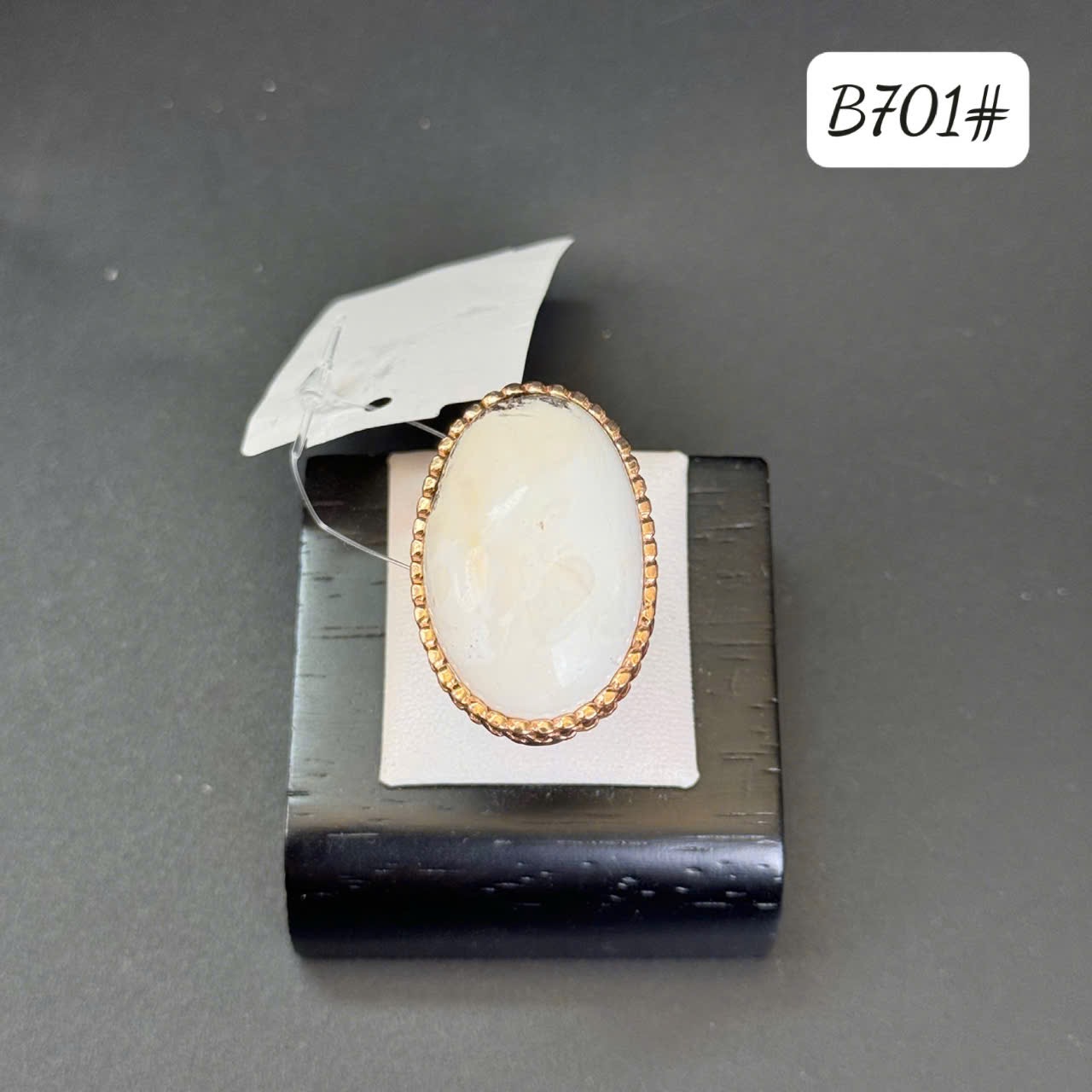 Nhẫn bạch phách rêu lá kim B701