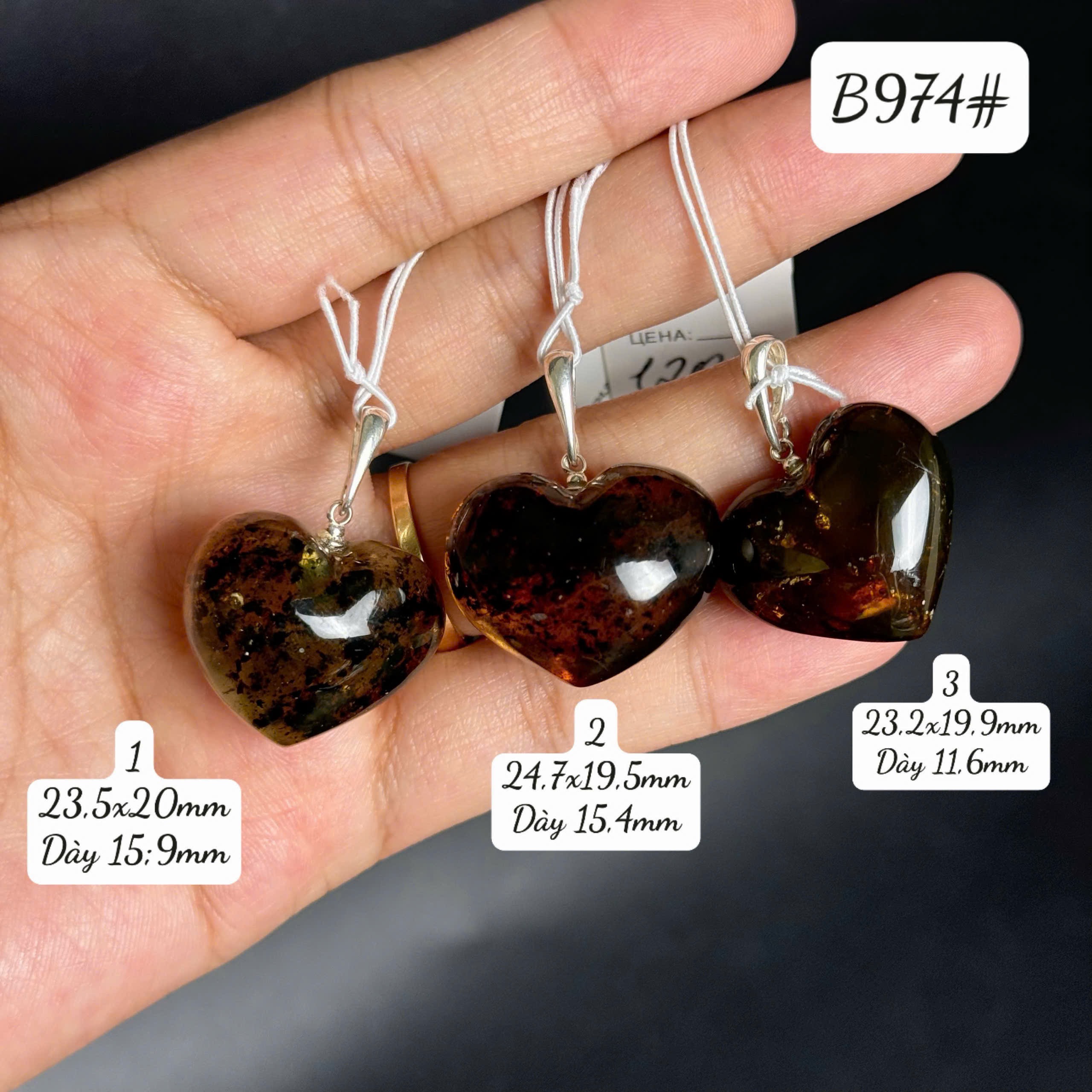 Mặt dây trái tim B947