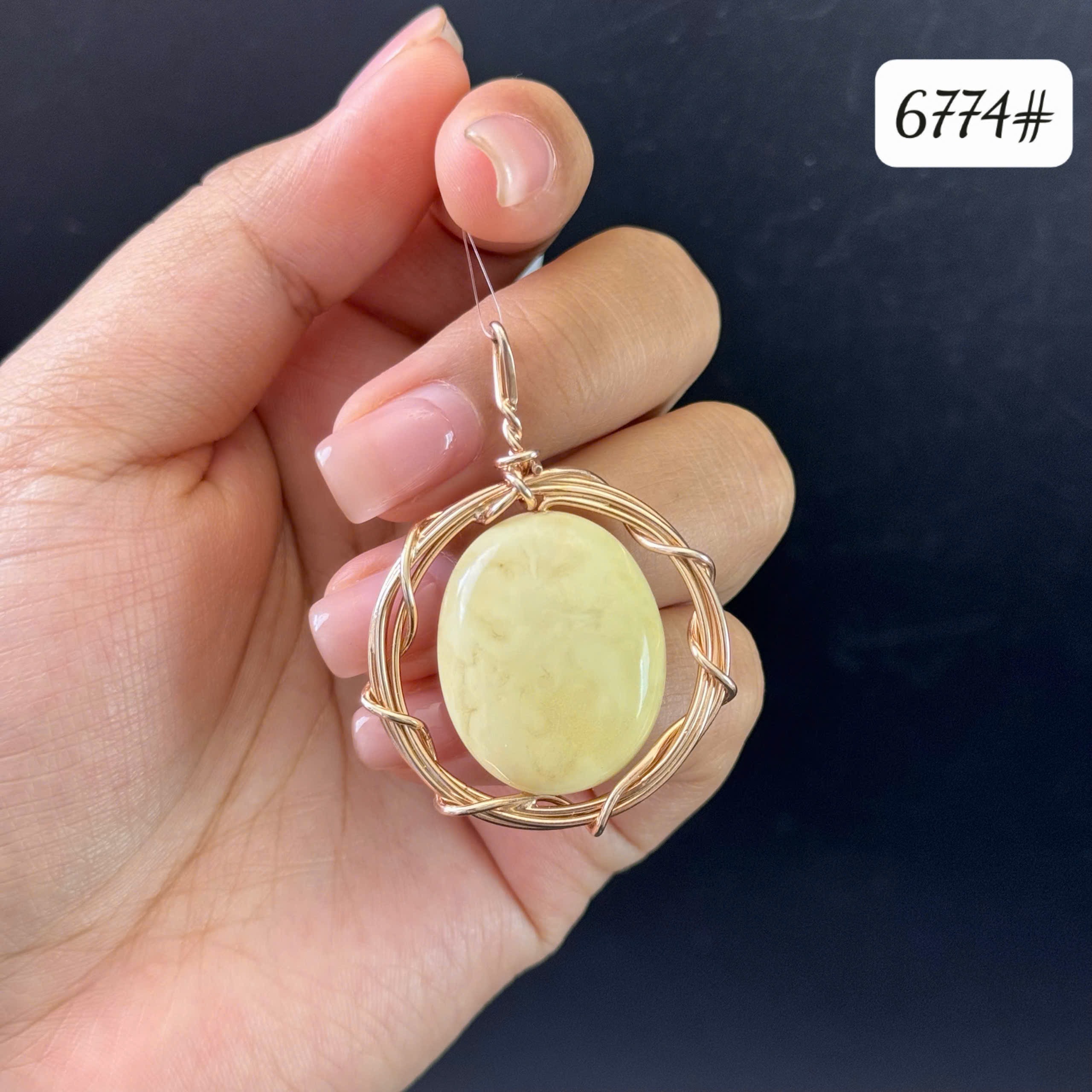 Mặt dây hoàng gia 6774