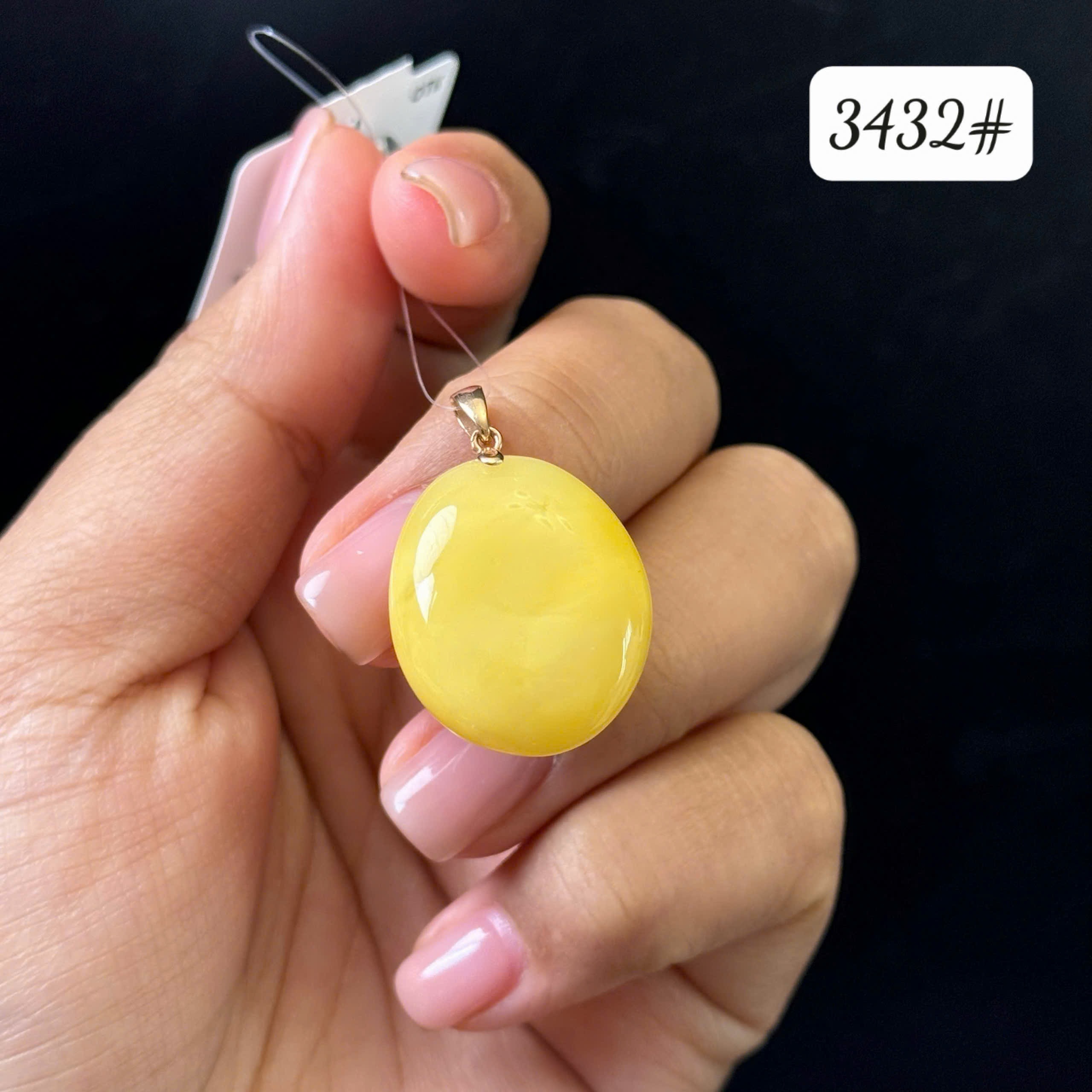 Mặt dây vàng bơ 3432