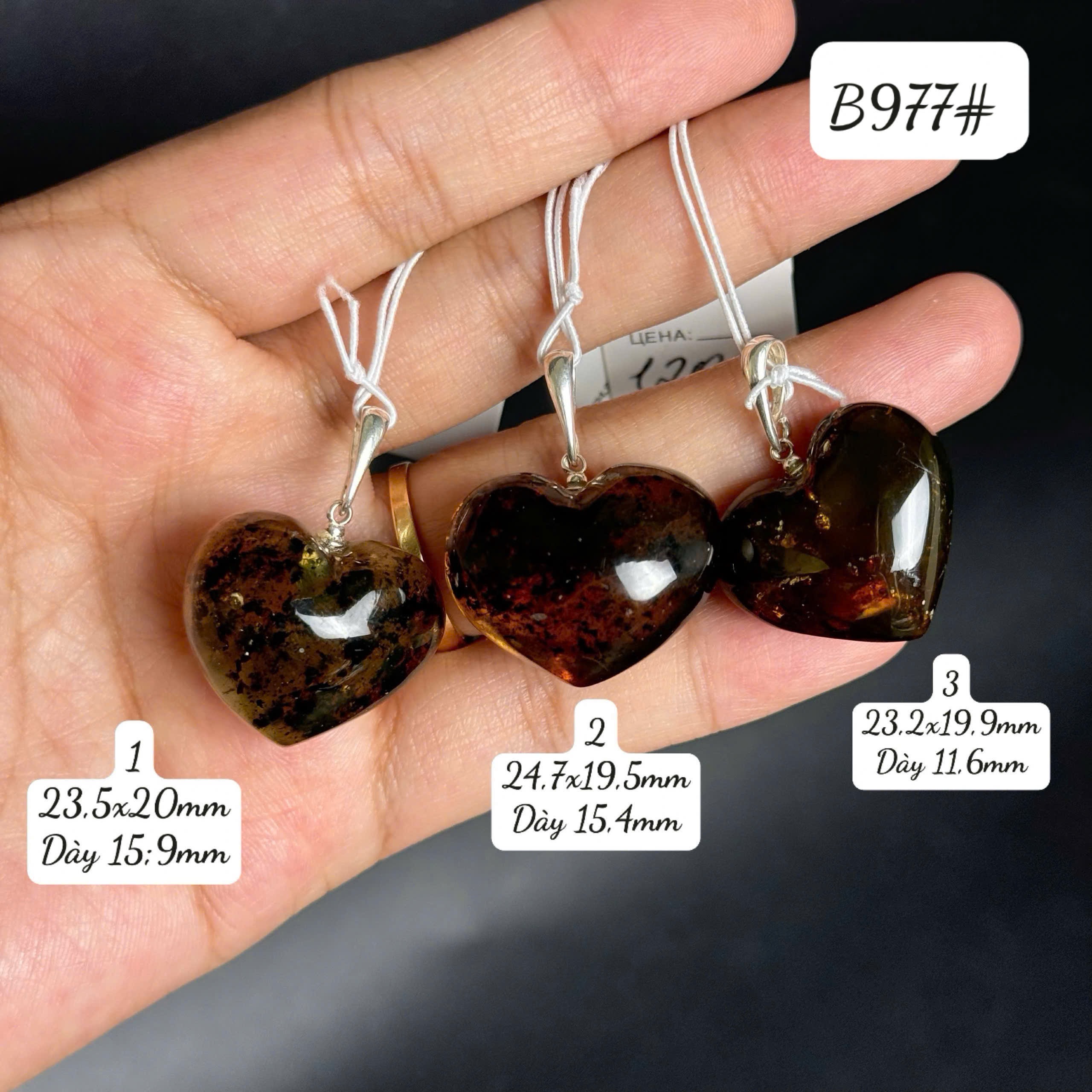 Mặt dây trái tim B977