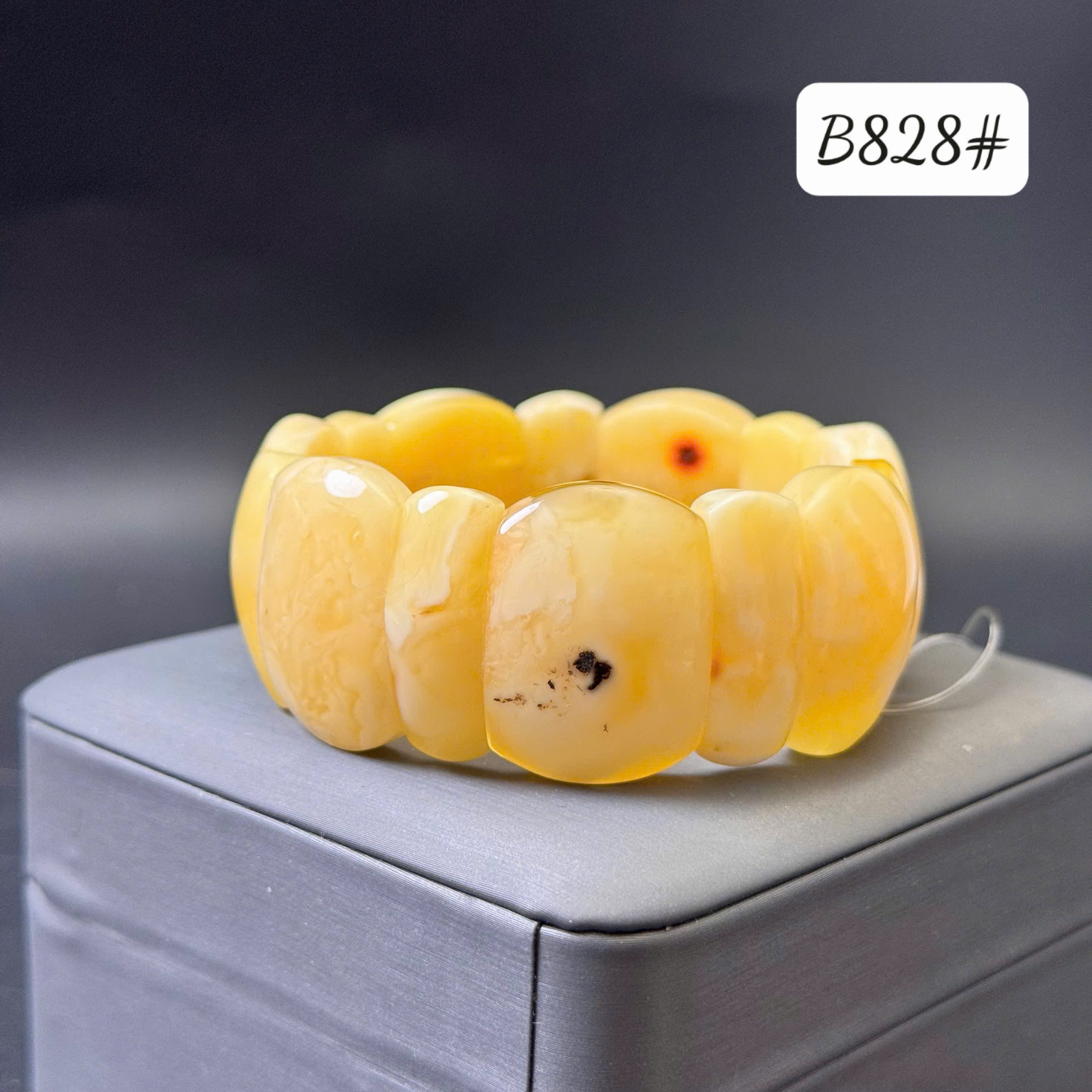 Lắc tay bản hoàng gia B828