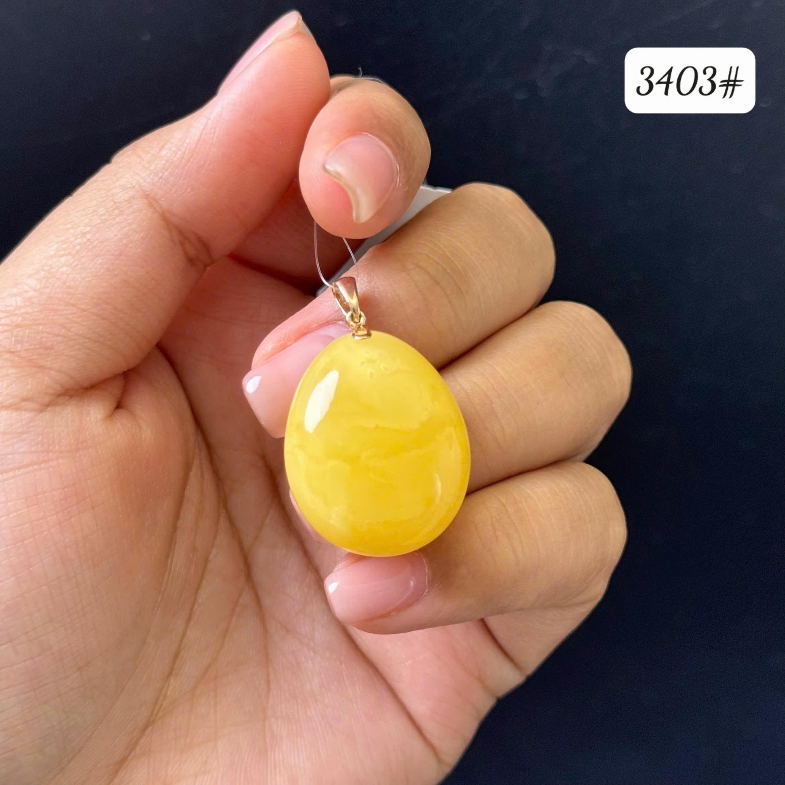 Mặt dây vàng bơ 3403
