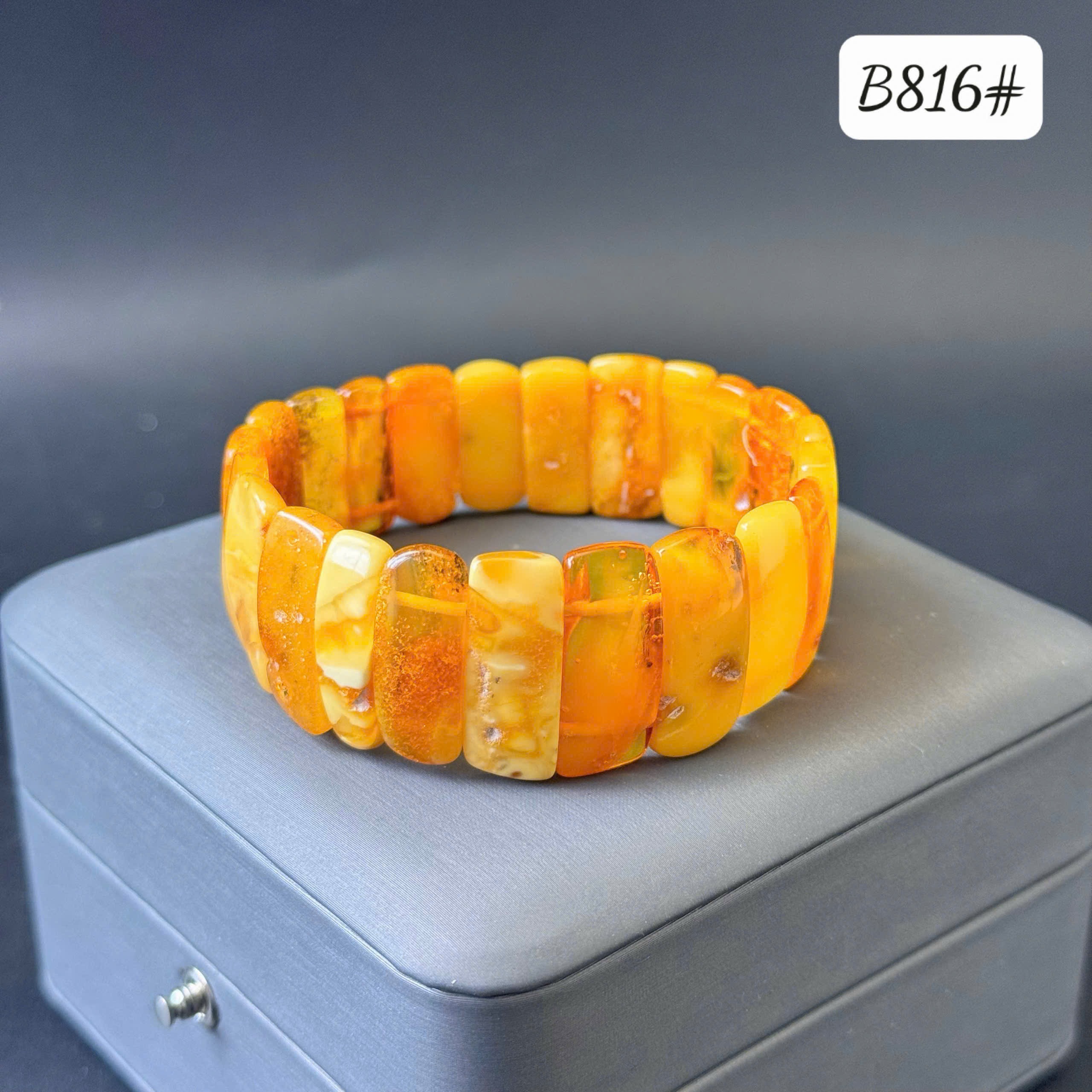 Lắc tay bản mật B816