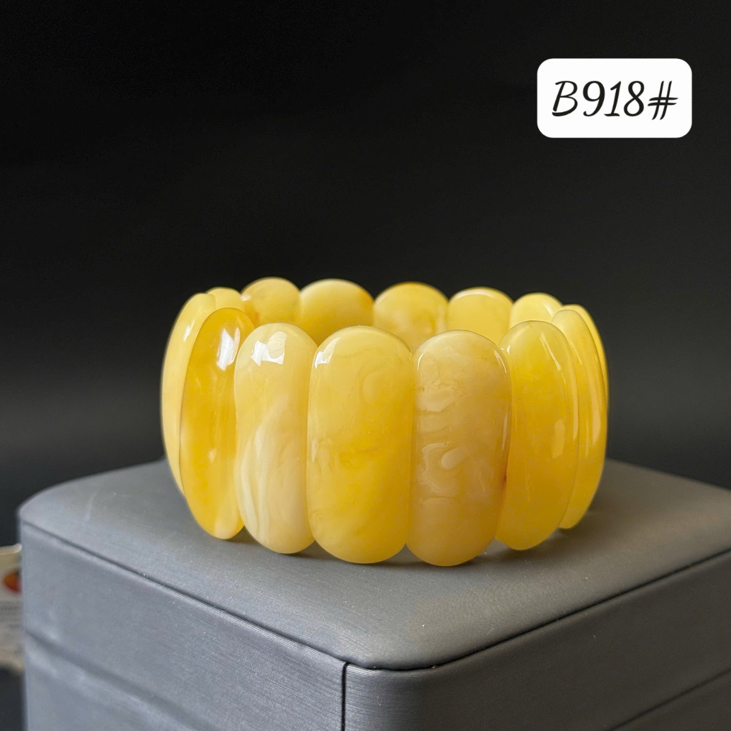 Lắc tay bản hoàng gia B918