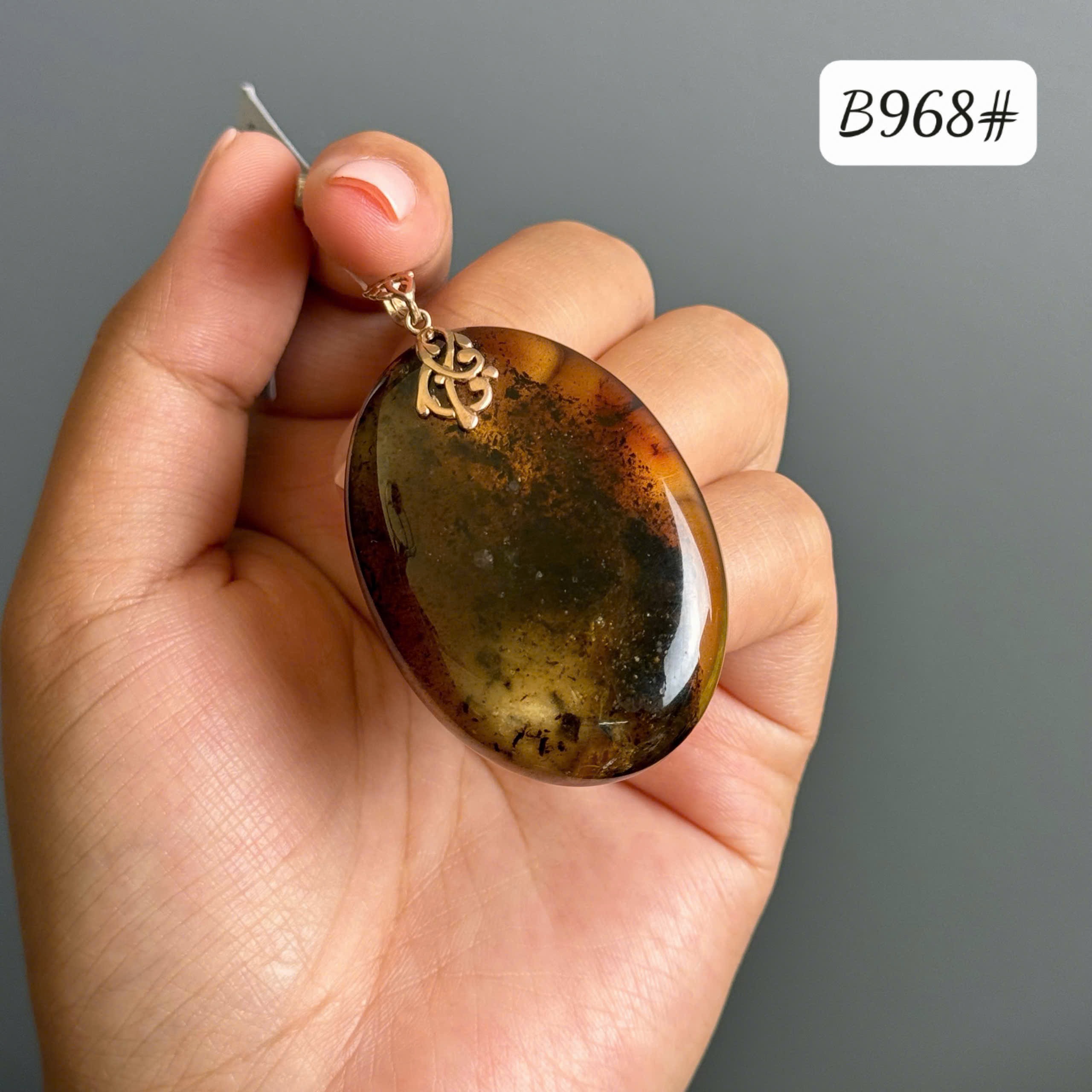 Mặt dây rêu dáng oval B968