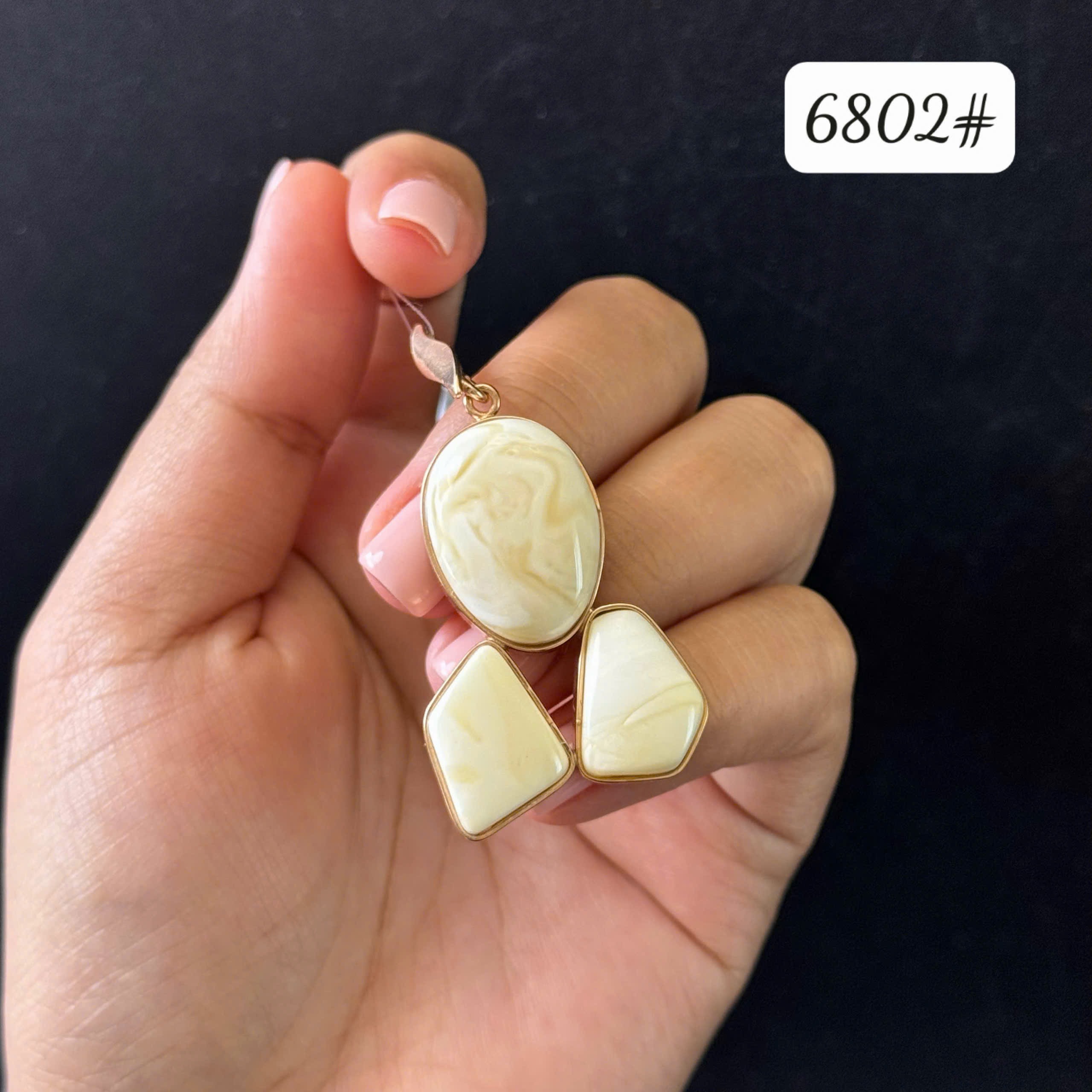 Mặt dây hoàng gia 6802