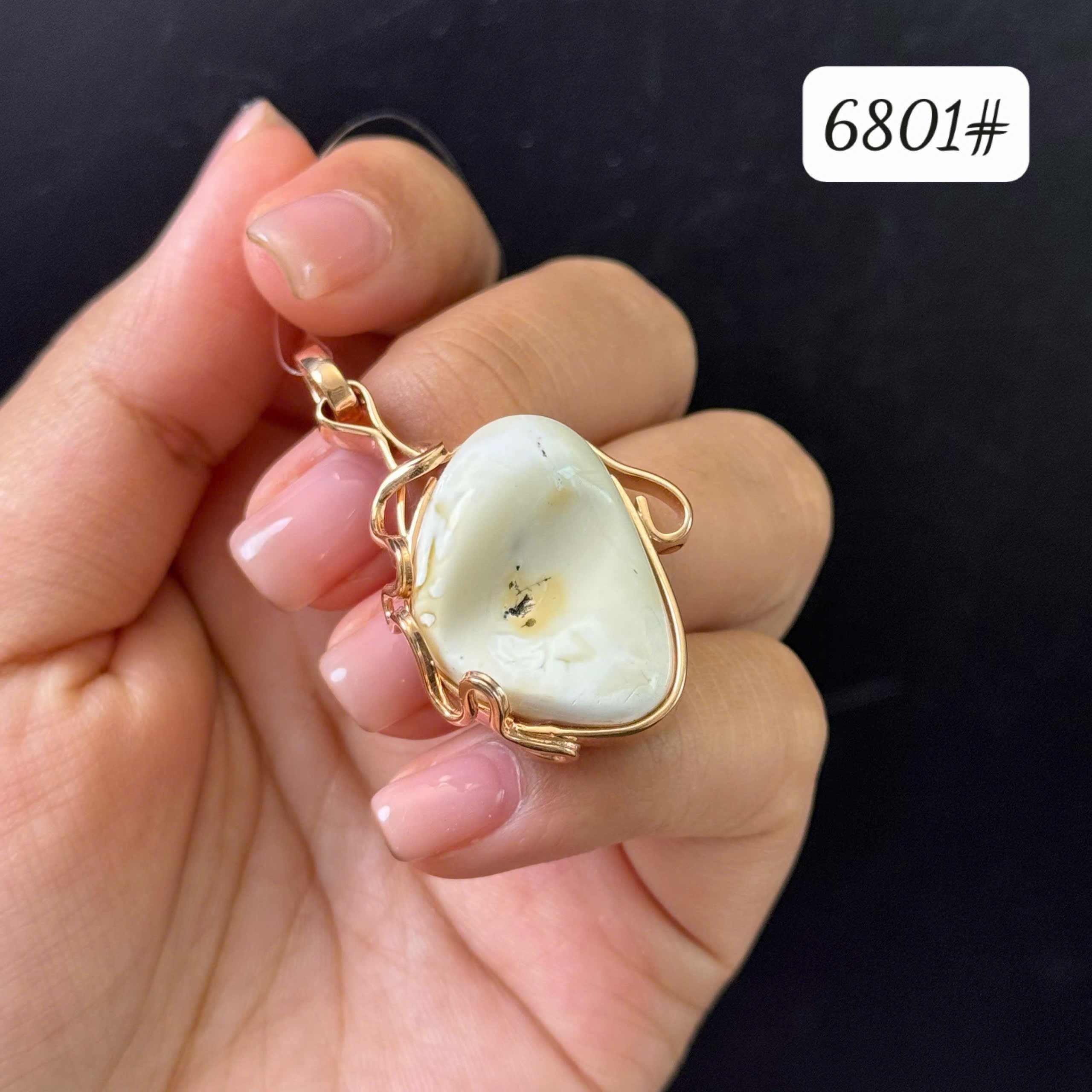 Mặt dây bạch 6801