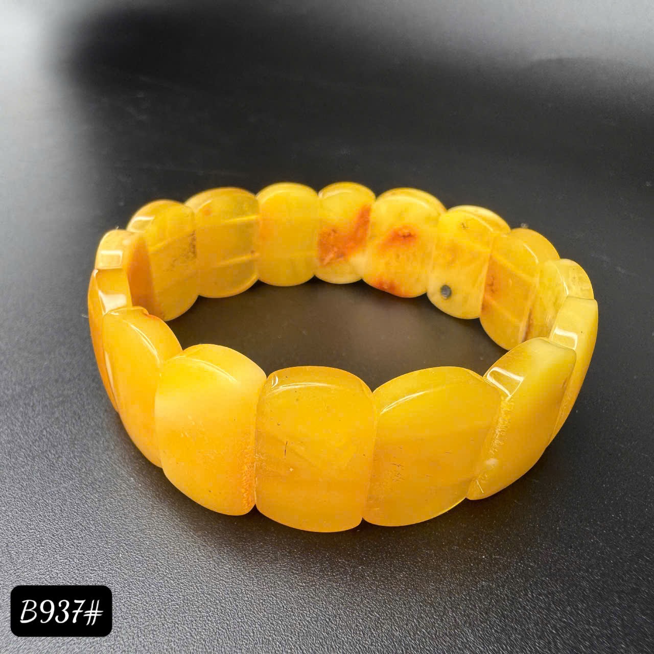 Lắc tay bản B947