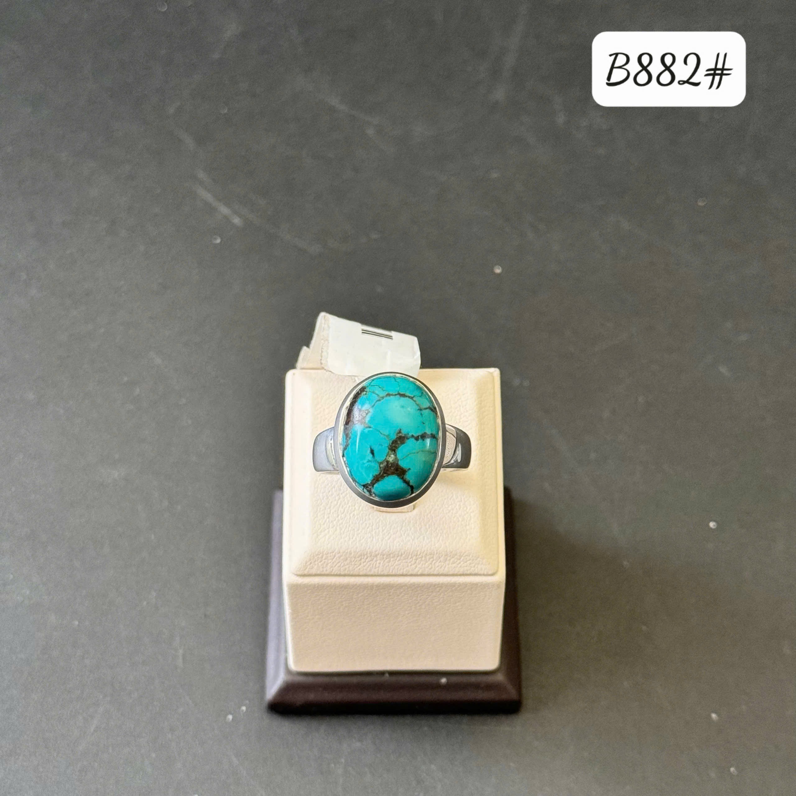 Nhẫn ngọc lam B882