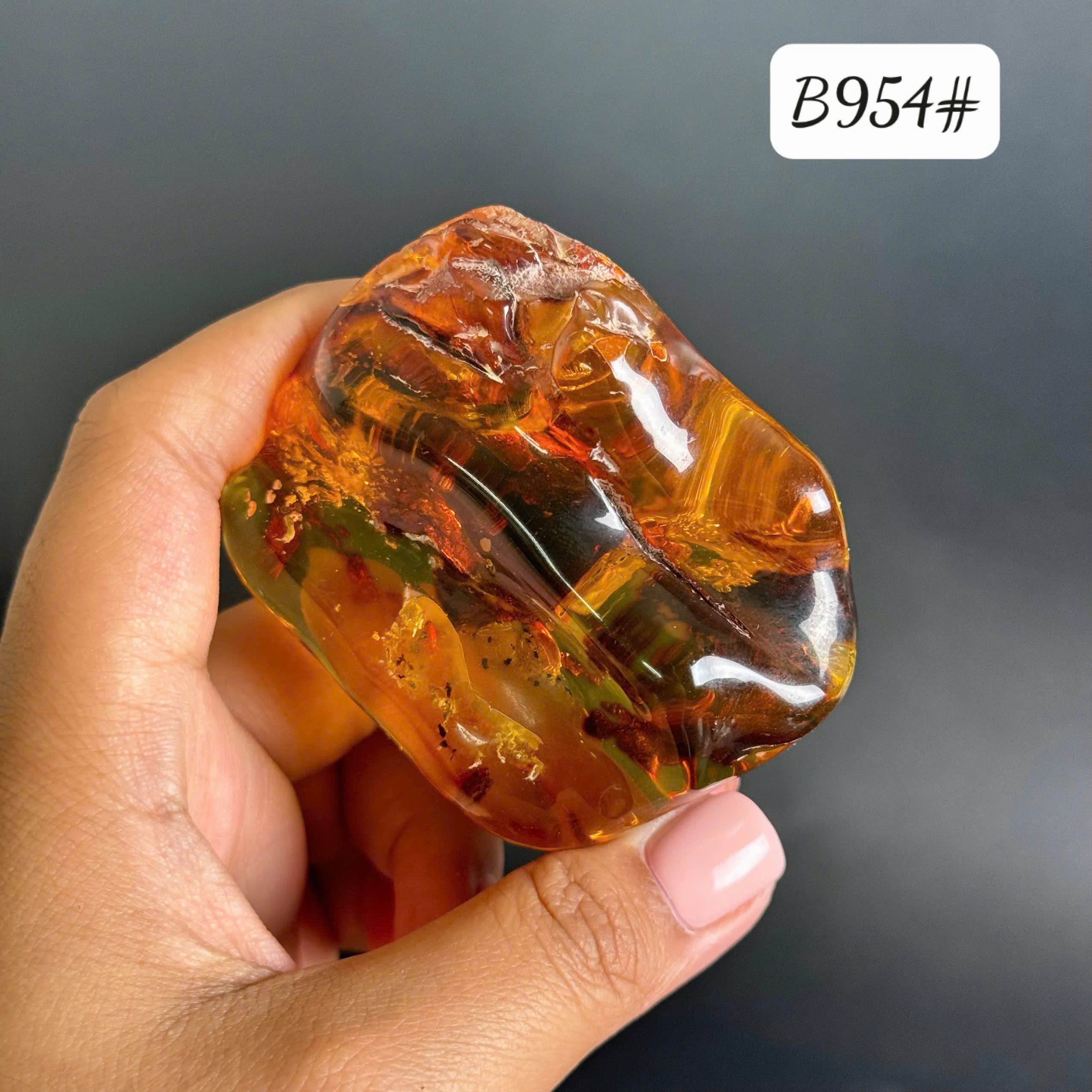 Viên hổ phách rêu bỏ két màu conarg B954