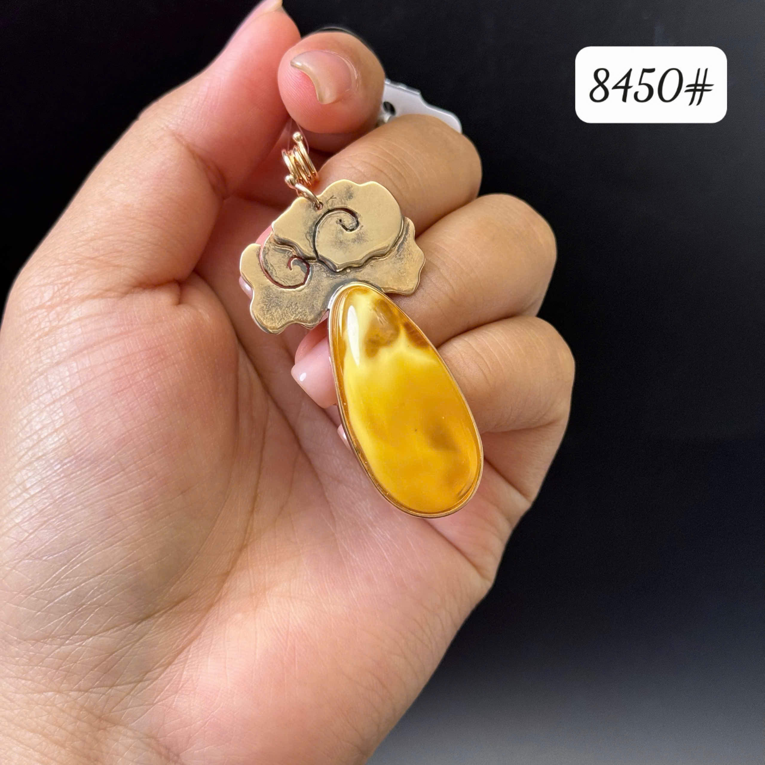 Mặt dây mật 8450