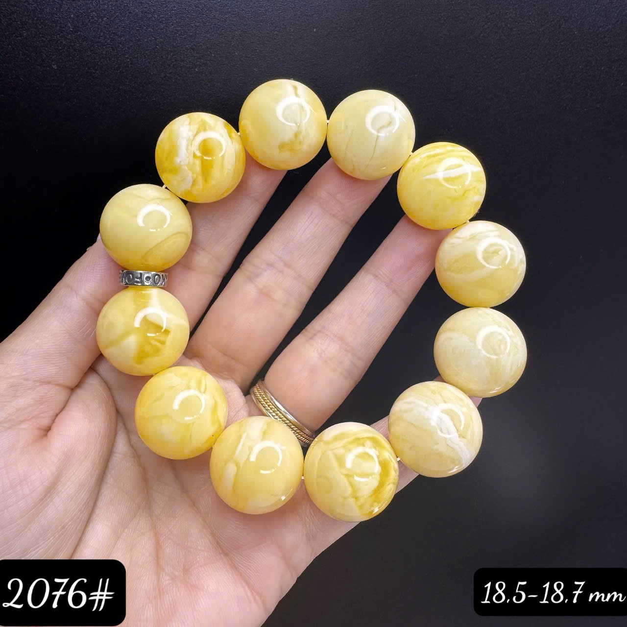 Lắc tay hoàng gia 2076