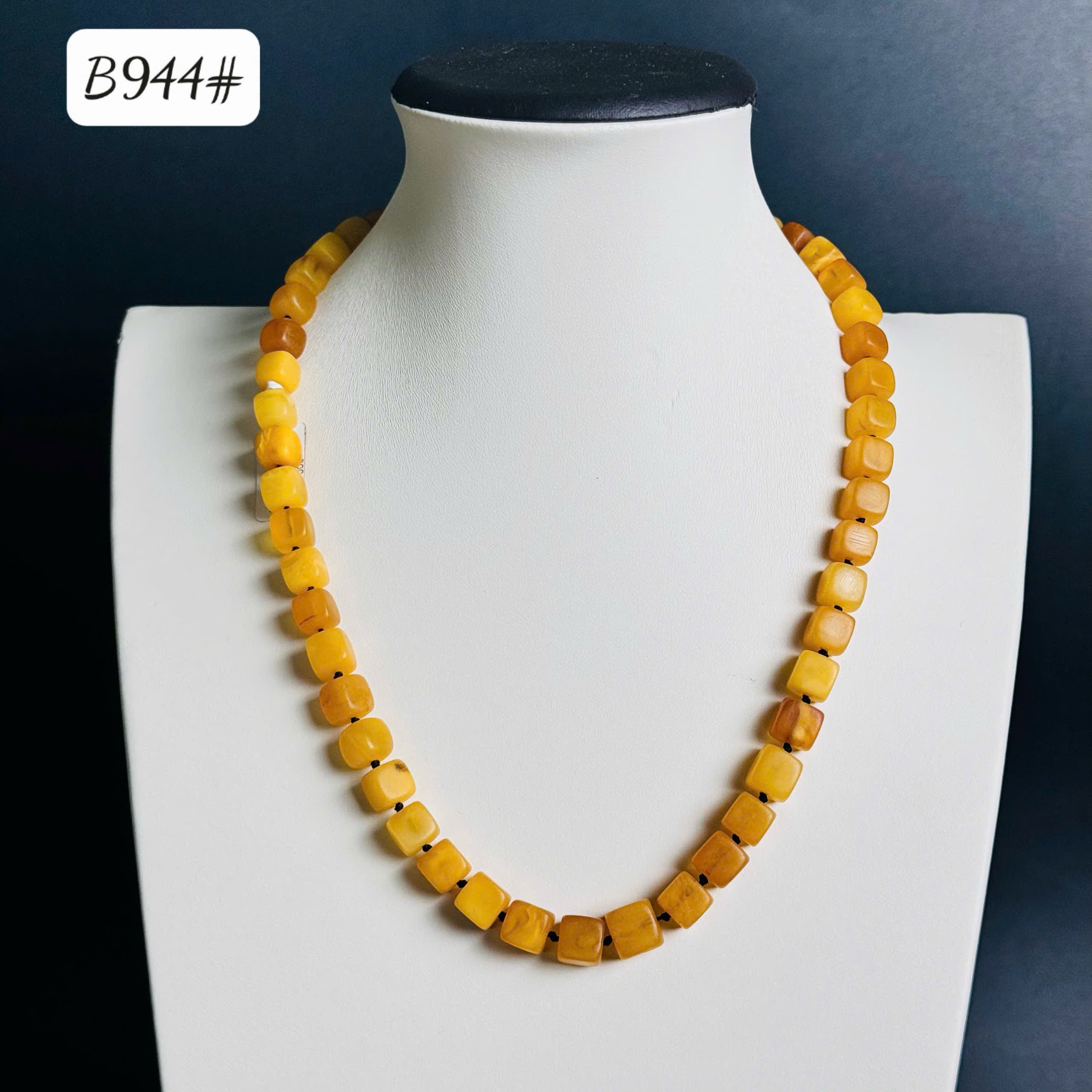 Dây chuyền vuông B944