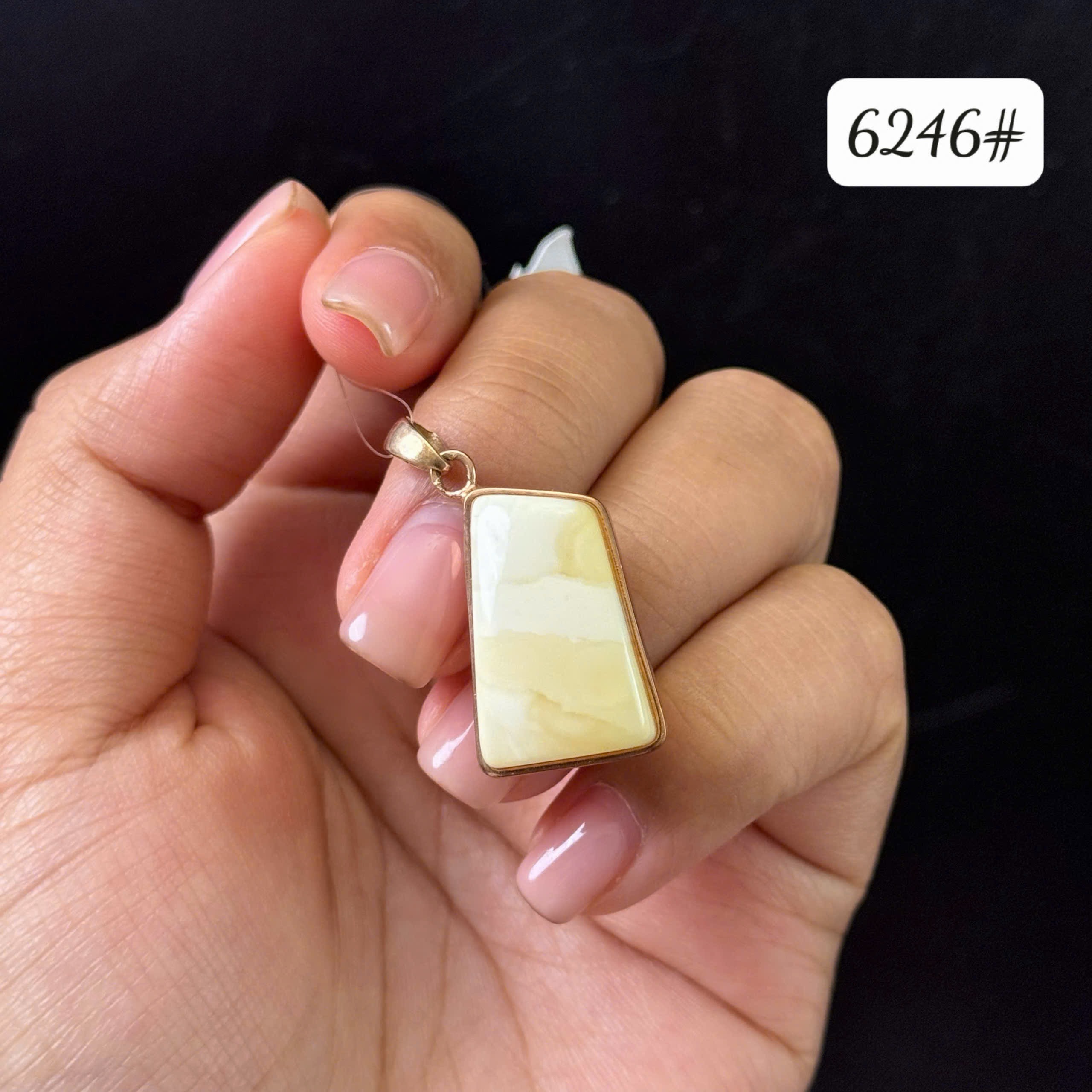 Mặt dây hoàng gia 6246