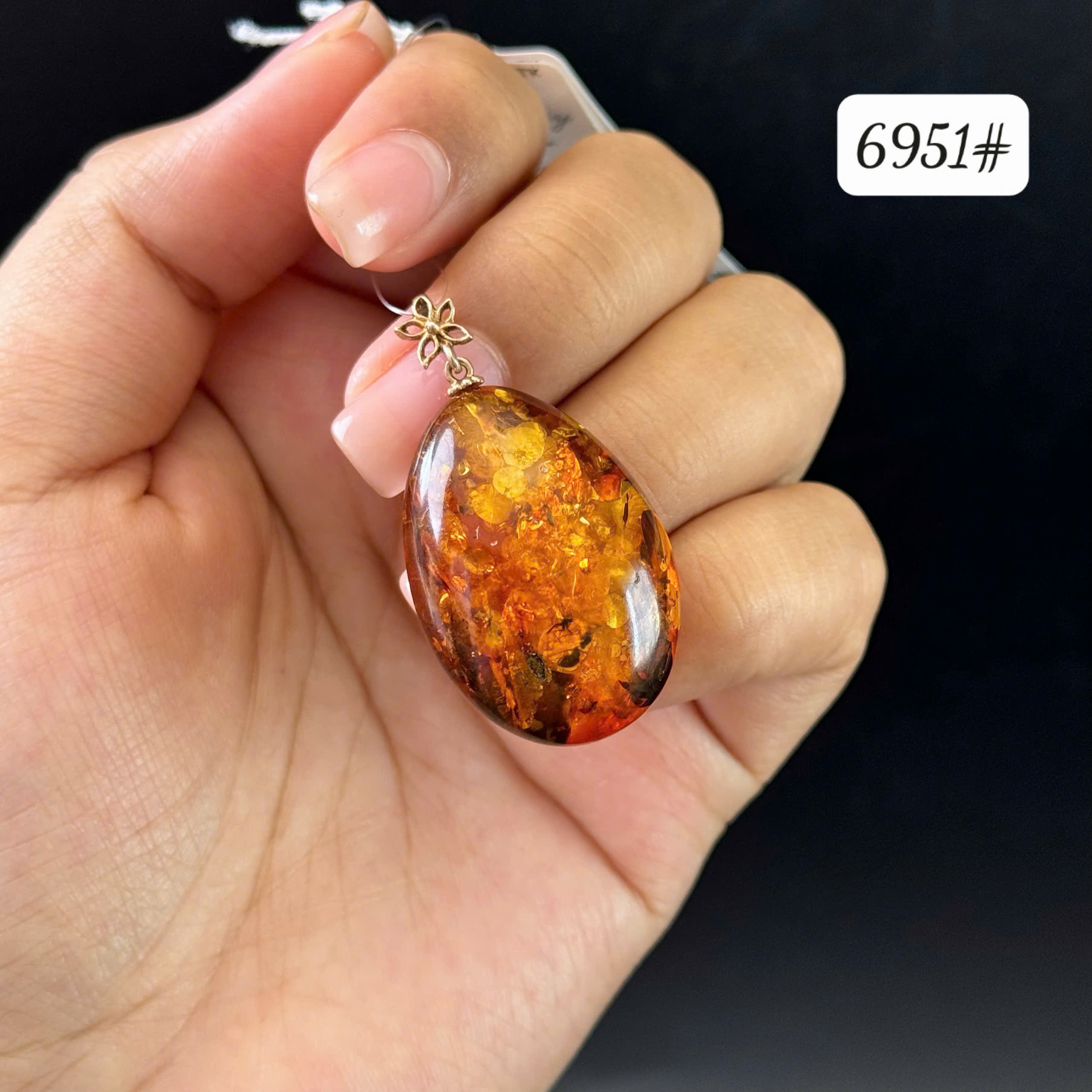 Mặt dây nở hoa 6951
